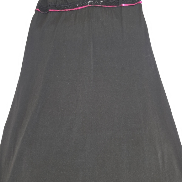 Dolce & Gabbana Black Chemise/Dredd with Pink Accents - Picture 5 of 9